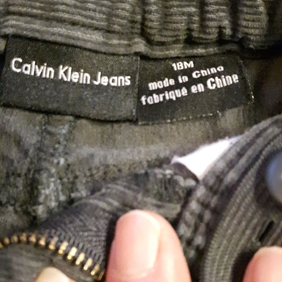 Size 18M grey Calvin Klein Baby cordaroys - Picture 5 of 7